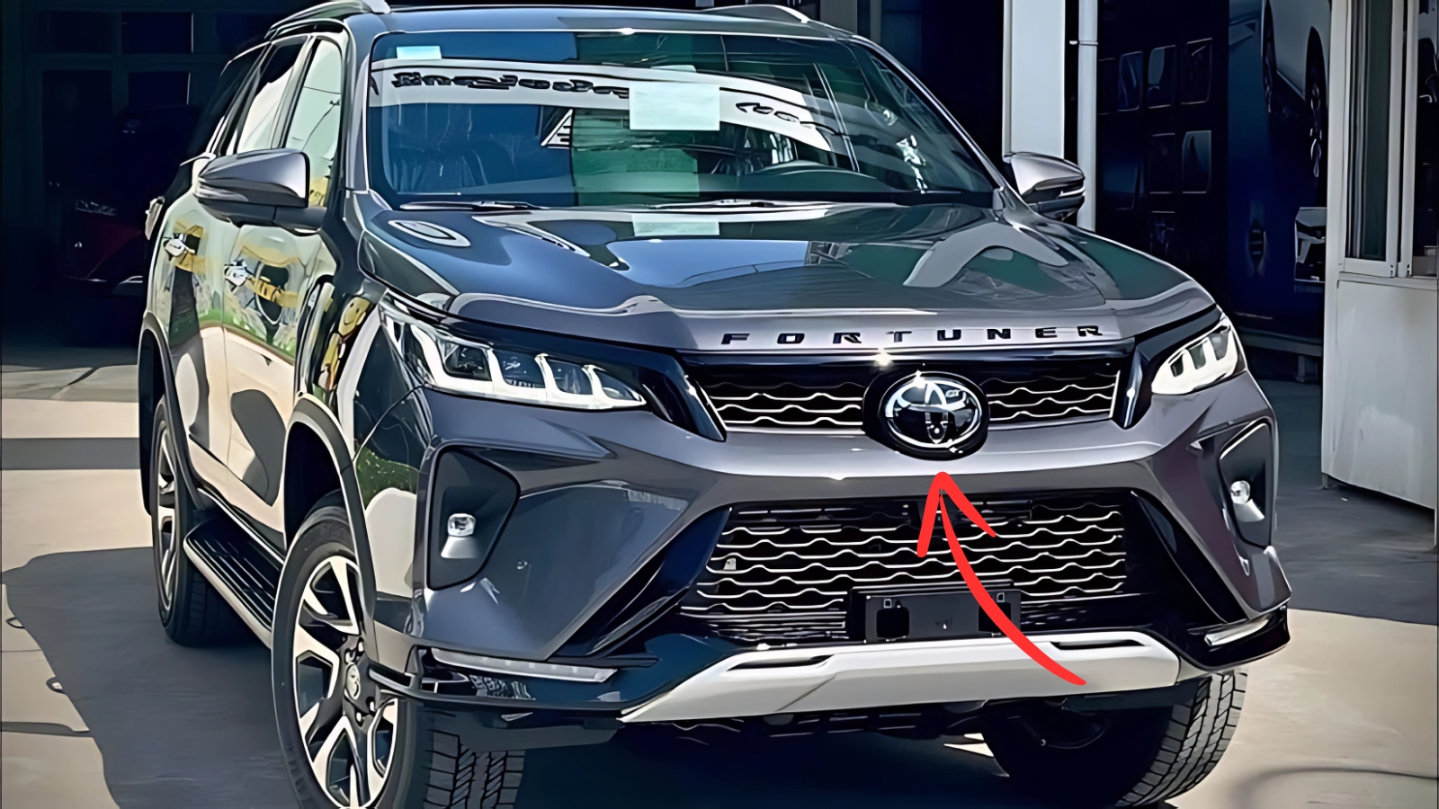 Toyota Fortuner Legender